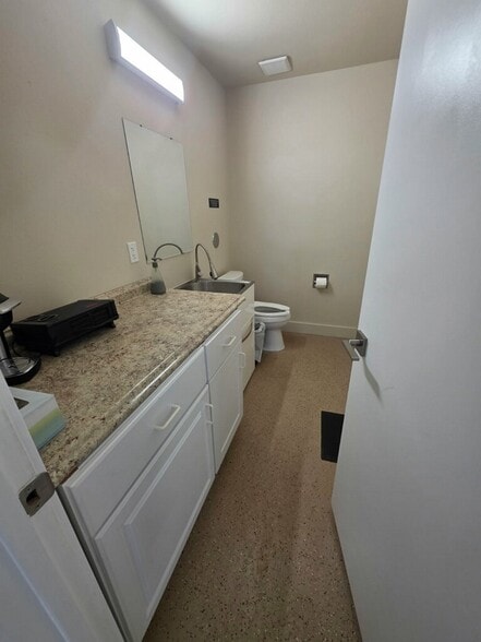 More Photos Of 341 1st St B-6, Mead Warehouse For Sale