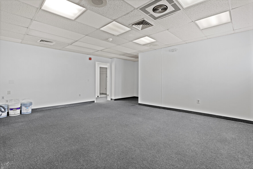 More Photos Of 75A New Brunswick Ave, Perth Amboy Office For Lease