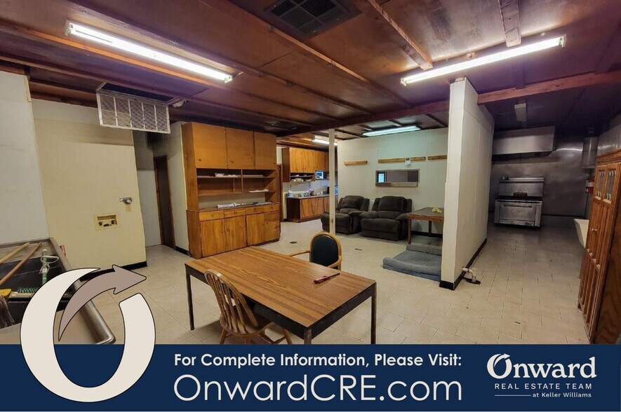 More Photos Of 24350 N I 35, West Restaurant For Sale