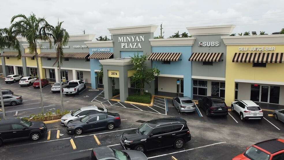 More Photos Of 2520-2650 N University Dr, Sunrise Unknown For Lease