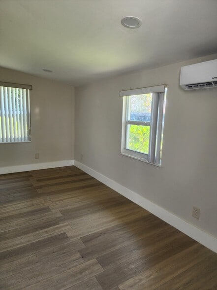 More Photos Of 741 Hibiscus Ave, Pompano Beach Apartments For Sale