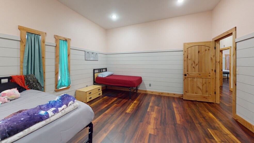 More Photos Of 4150 Highway 36 S, Brenham Shelter For Sale