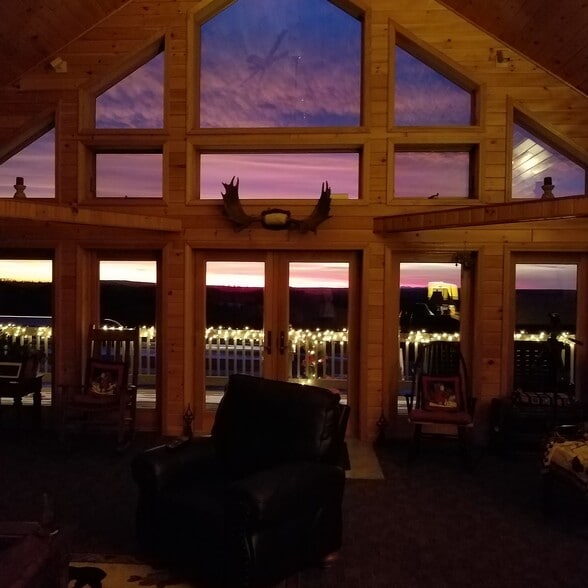 More Photos Of 341 US Route 1, Weston Hotel For Sale