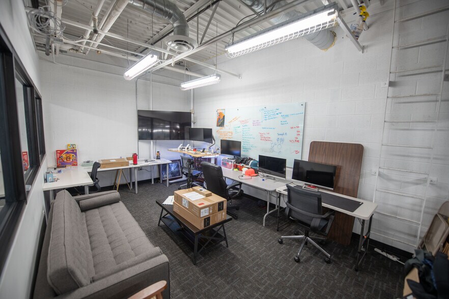 More Photos Of 42 N 650 W, Farmington Office Residential For Sale