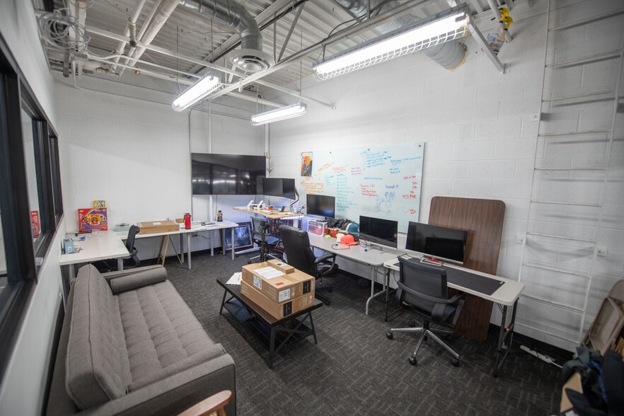 More Photos Of 42 N 650 W, Farmington Office Residential For Sale