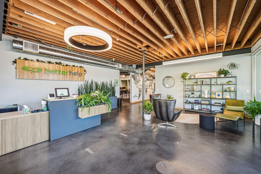 More Photos Of 990 Villa St, Mountain View Loft Creative Space For Lease