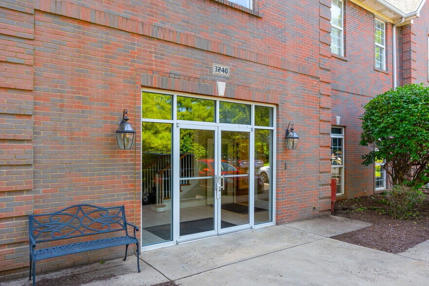 More Photos Of 3240 Office Pointe Pl, Louisville Coworking Space