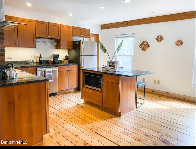 More Photos Of 227 Egremont Plain Rd, North Egremont Office For Sale