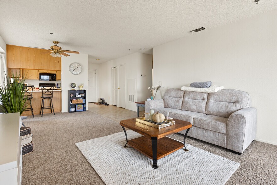 More Photos Of 2701 Sierra Sunrise Ter, Chico Apartments For Sale