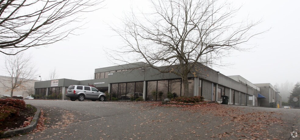 More Photos Of 2316 S State St, Tacoma Flex For Lease
