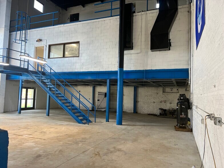 More Photos Of 15340 Citrus Country Dr, Dade City Unknown For Lease