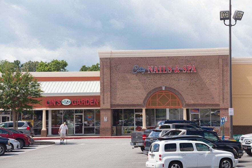 More Photos Of 4325-4337 Atlanta Hwy, Loganville General Retail For Lease
