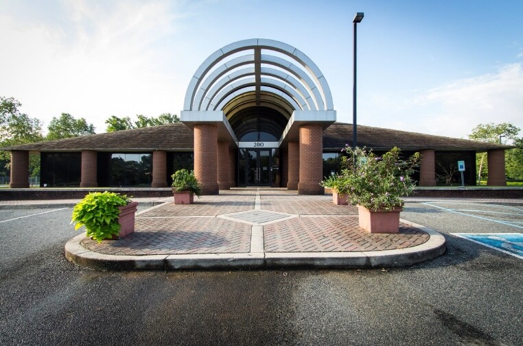 More Photos Of 200 Enterprise Dr, Newport News Office For Lease