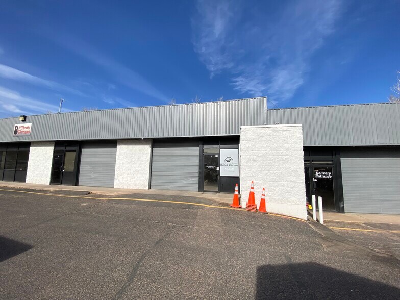 More Photos Of 3718-3736 Norwood Dr, Littleton Service For Lease