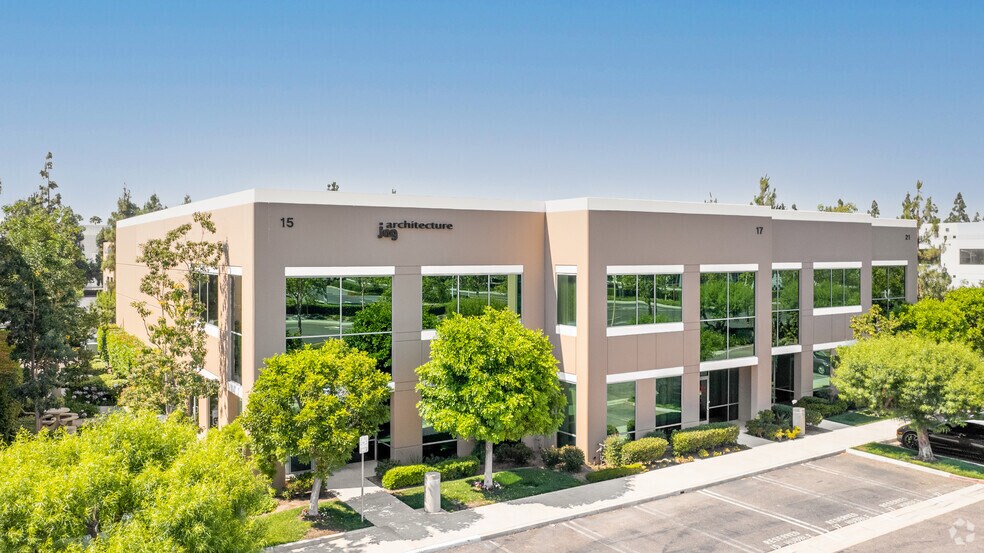Primary Photo Of 15 Hubble, Irvine Coworking Space
