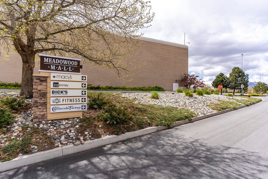 More Photos Of 5000 Meadowood Mall Cir, Reno Unknown For Lease