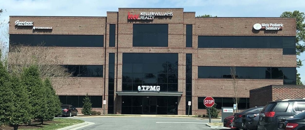 Primary Photo Of 1100 Volvo Pky, Chesapeake Medical For Lease