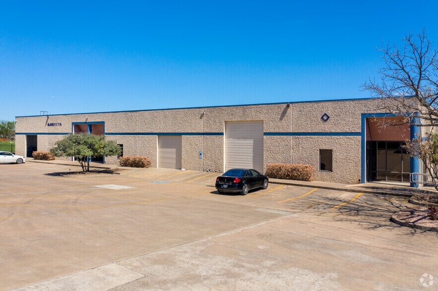 More Photos Of 9701 Dessau Rd, Austin Unknown For Lease