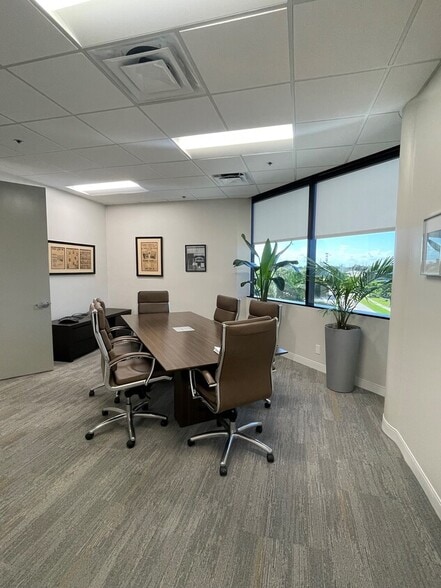 More Photos Of 4800 N Federal Hwy, Boca Raton Medical For Sale