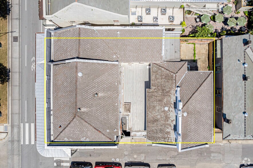 More Photos Of 1031 Saint Philip St, New Orleans Storefront Retail Residential For Sale