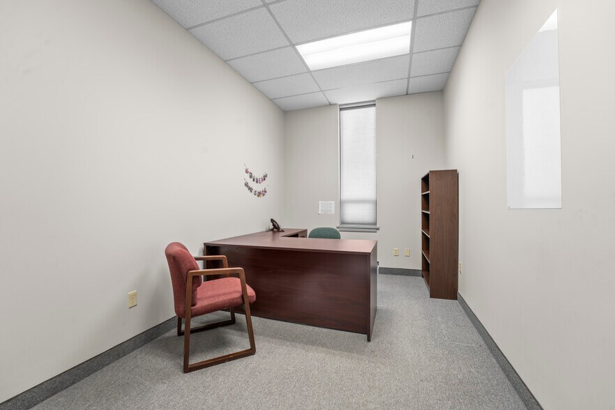More Photos Of 103 Phoenix Ave, Enfield Medical For Lease
