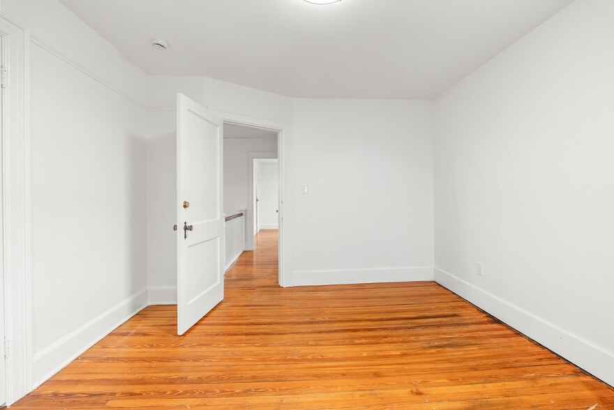 More Photos Of 15115 Forest Road, Forest Office For Lease