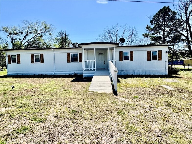 Primary Photo Of 8920 E US Highway 80, Terrell Office For Sale