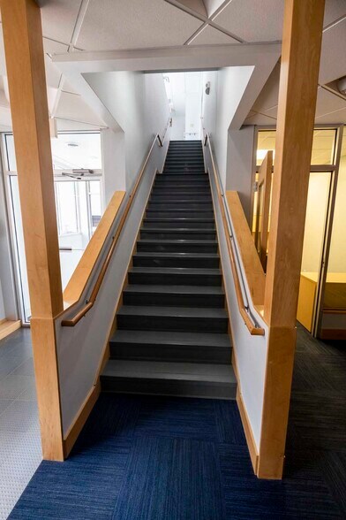 More Photos Of 602 E Green St, Champaign Storefront Retail Office For Lease