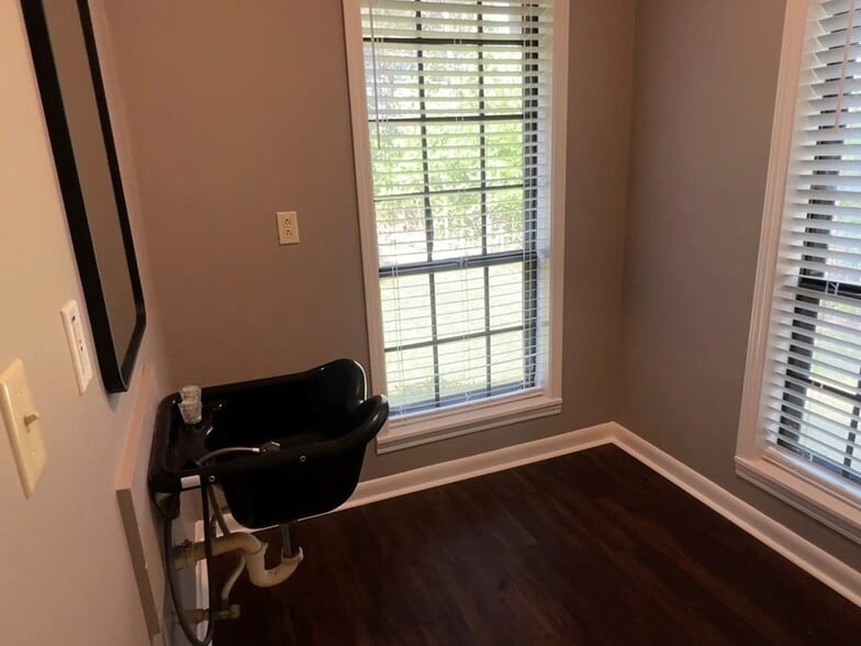 More Photos Of 4043 County Road 110, Shubuta Assisted Living For Sale