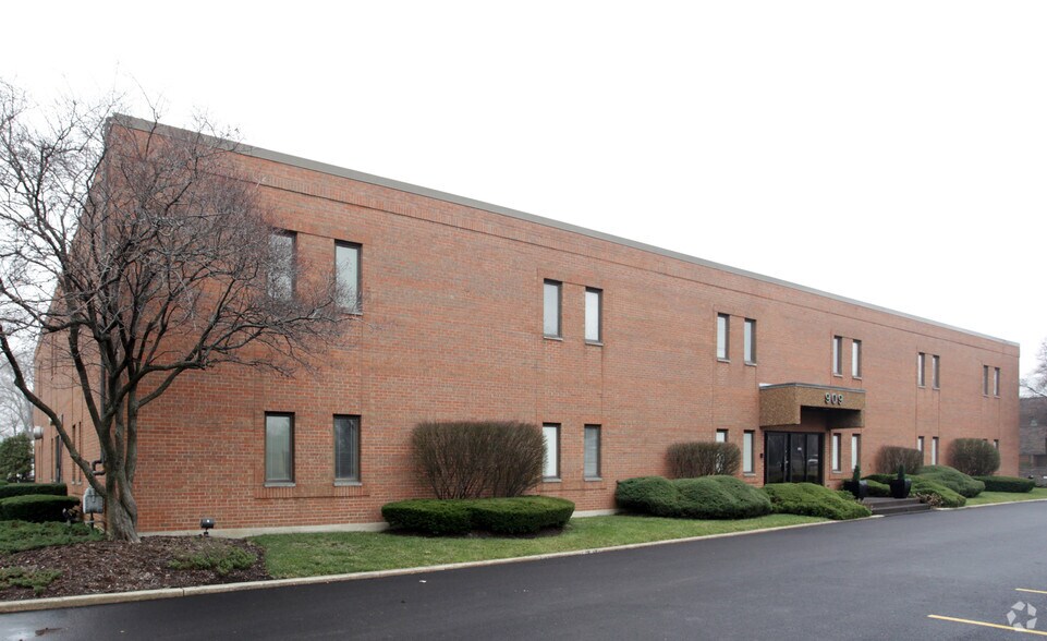 More Photos Of 909 S Route 83, Elmhurst Office For Lease
