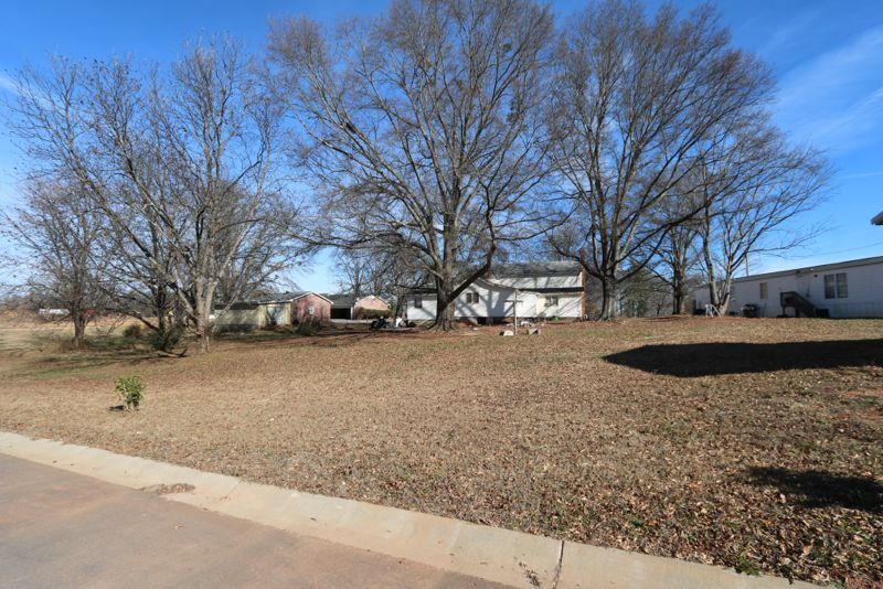 More Photos Of 2190 Highway 101 S, Greer Land For Sale