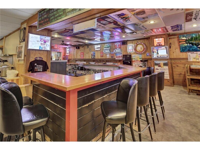 More Photos Of 39 N Union St, Mora Restaurant For Sale