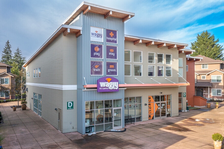 More Photos Of 639 156th Ave SE, Bellevue Freestanding For Lease