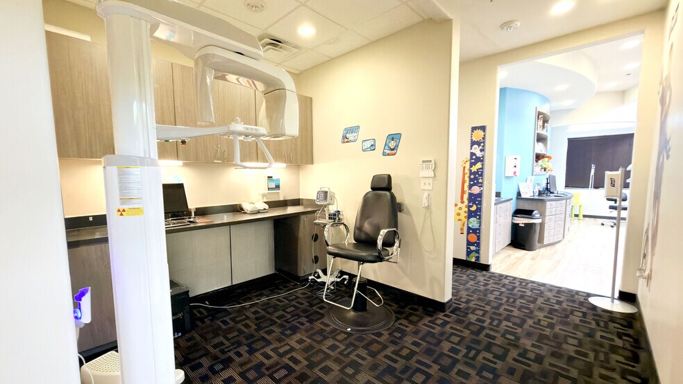 More Photos Of 4865 Hedgcoxe Rd, Plano Medical For Lease