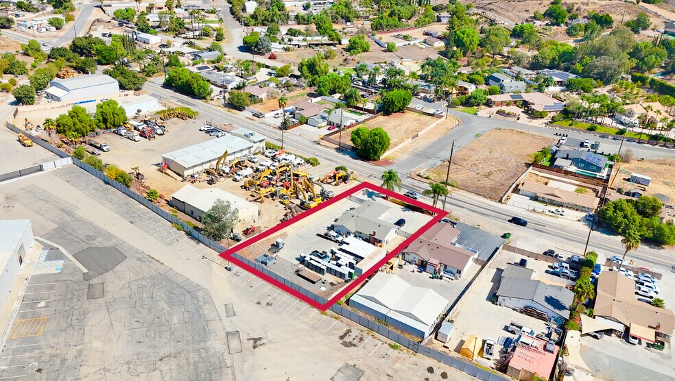 More Photos Of 19907 Temescal Canyon Rd, Corona Contractor Storage Yard For Sale