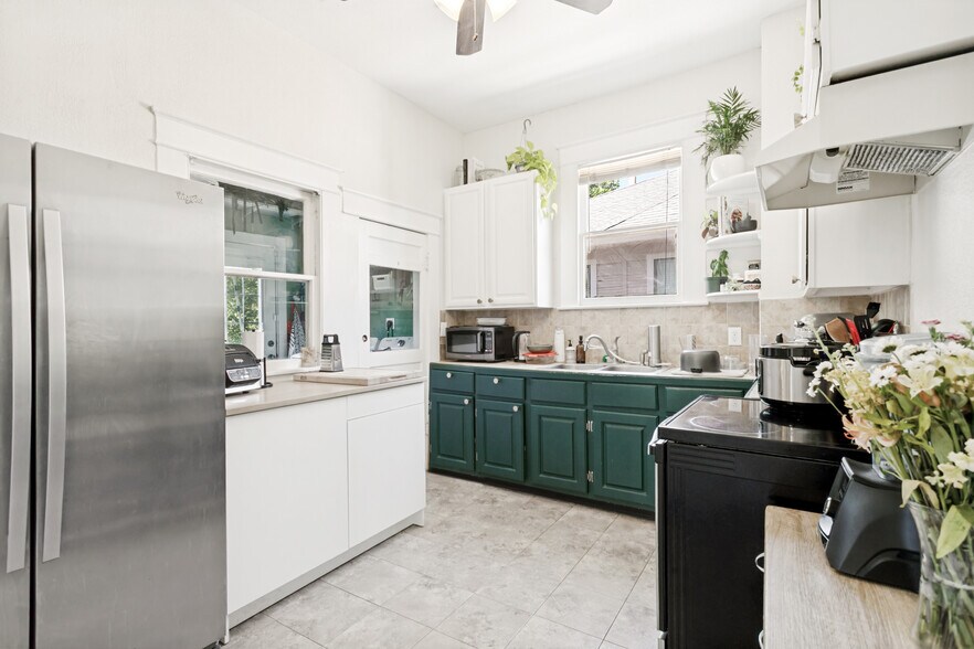 More Photos Of 274 Post Ave, San Antonio Multifamily For Sale
