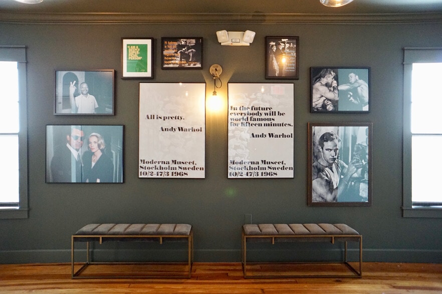 More Photos Of 689 Central Ave, Saint Petersburg General Retail For Lease