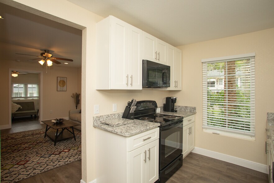 More Photos Of 915 E Palmetto St, Lakeland Apartments For Sale