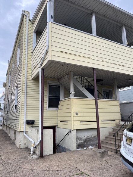 More Photos Of 142 S Main St, Hackensack Apartments For Sale