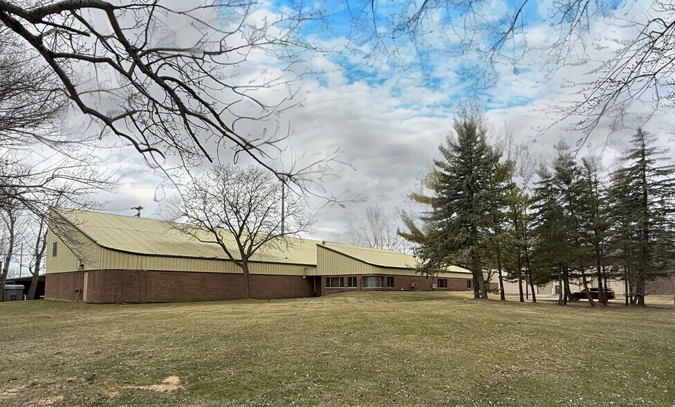 More Photos Of 54145 Bates Rd, Chesterfield Warehouse For Sale