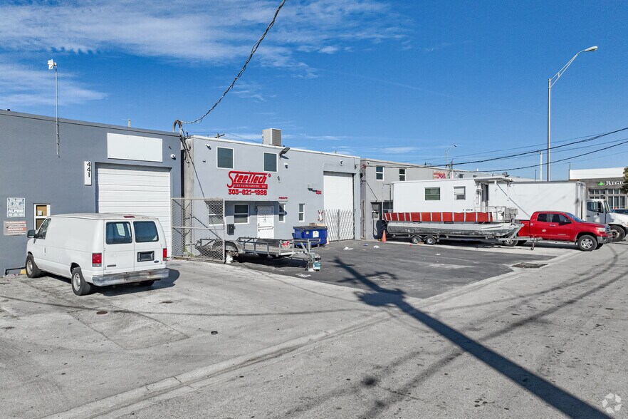 More Photos Of 653 W 27th St, Hialeah Unknown For Lease