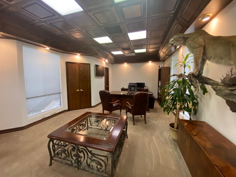 More Photos Of 3500 SW HK Dodgen Loop, Temple Office For Sale