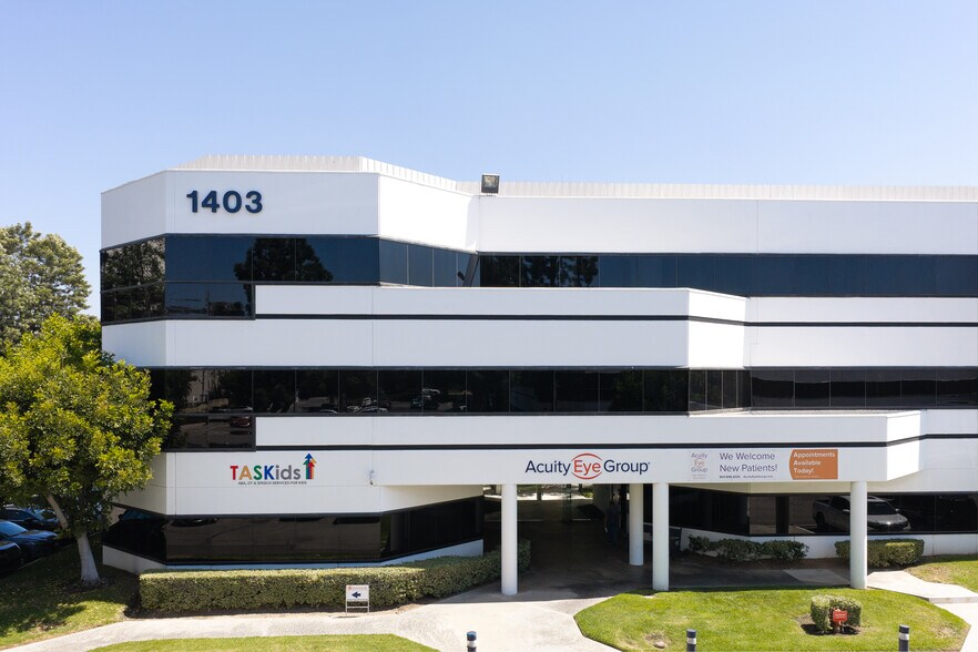 More Photos Of 1403 N Tustin Ave, Santa Ana Medical For Lease