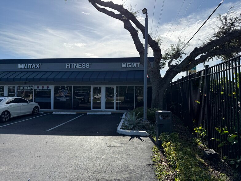 More Photos Of 404-414 S Powerline Rd, Deerfield Beach Unknown For Lease