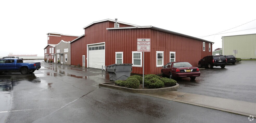 More Photos Of 441-433 30th St, Astoria Healthcare For Lease