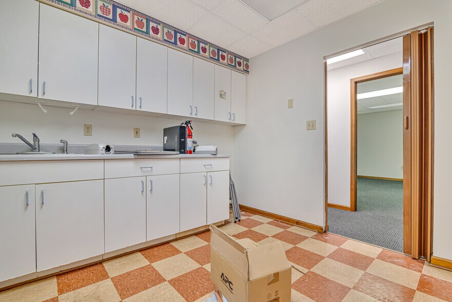 More Photos Of 371 E Brown St, East Stroudsburg Healthcare For Sale