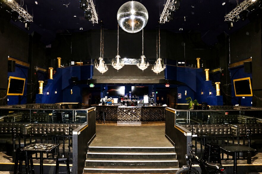 More Photos Of 228 Castro St, Mountain View Bar For Sale