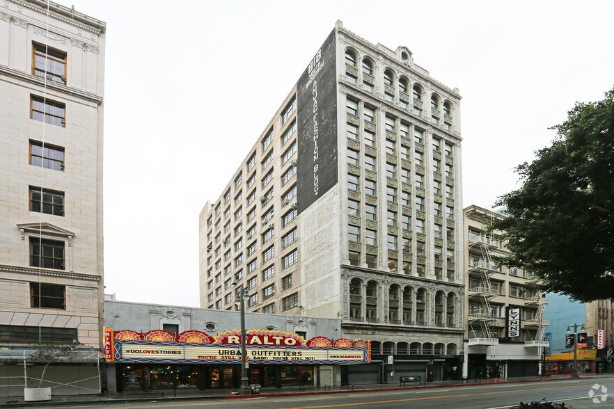 Primary Photo Of 814-818 S Broadway, Los Angeles Loft Creative Space For Lease