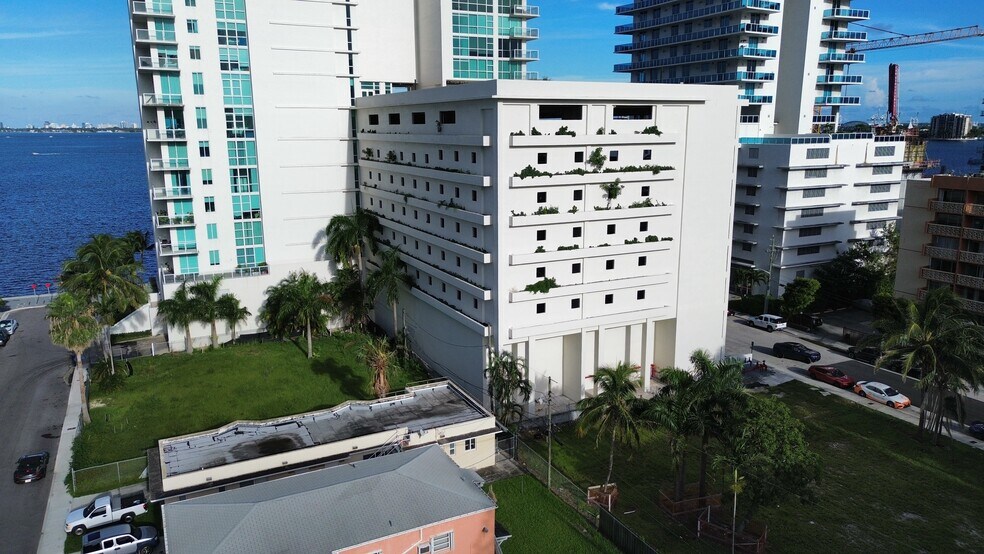 More Photos Of 702-708 NE 26th St, Miami Land For Sale