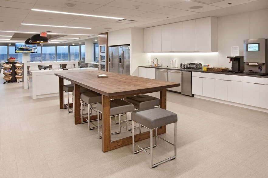 More Photos Of 6404 Ivy Ln, Greenbelt Unknown For Lease